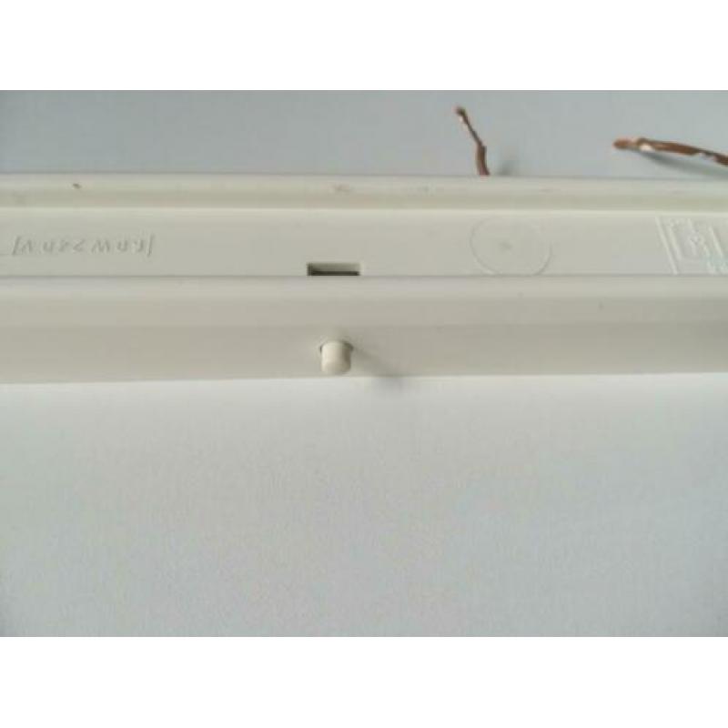 Armituur zonder lamp.