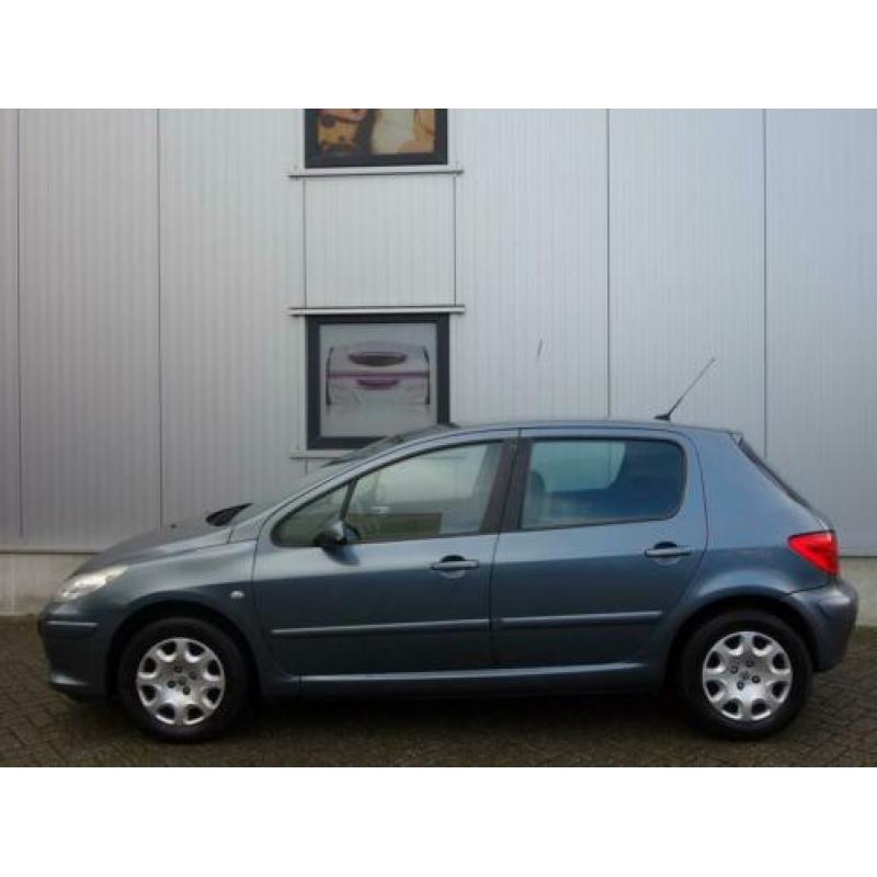 Peugeot 307 1.6 HDi XS Clima Cruise Trekhaak Technisch goed!