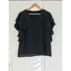 Nieuw zwarte top met v hals maat L