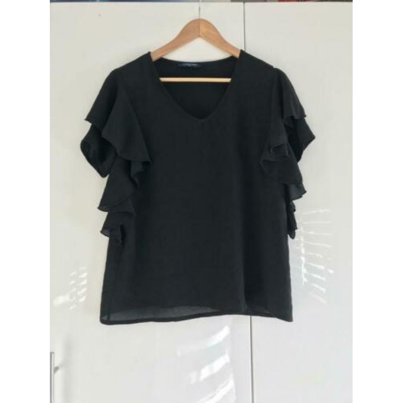 Nieuw zwarte top met v hals maat L