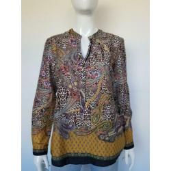 Emily van den Bergh blouse. Mt. 42. All over print.