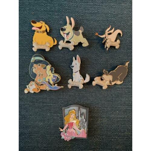 Disney pins dogs, Jasmine Doornroosje