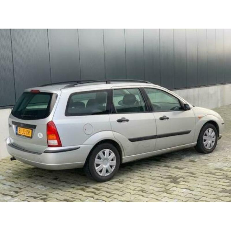 Ford Focus Wagon 1.6-16V Cool Edition Airco/Apk/N.A.P