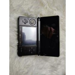 Nintendo 3DS + Charge Station + Oplader
