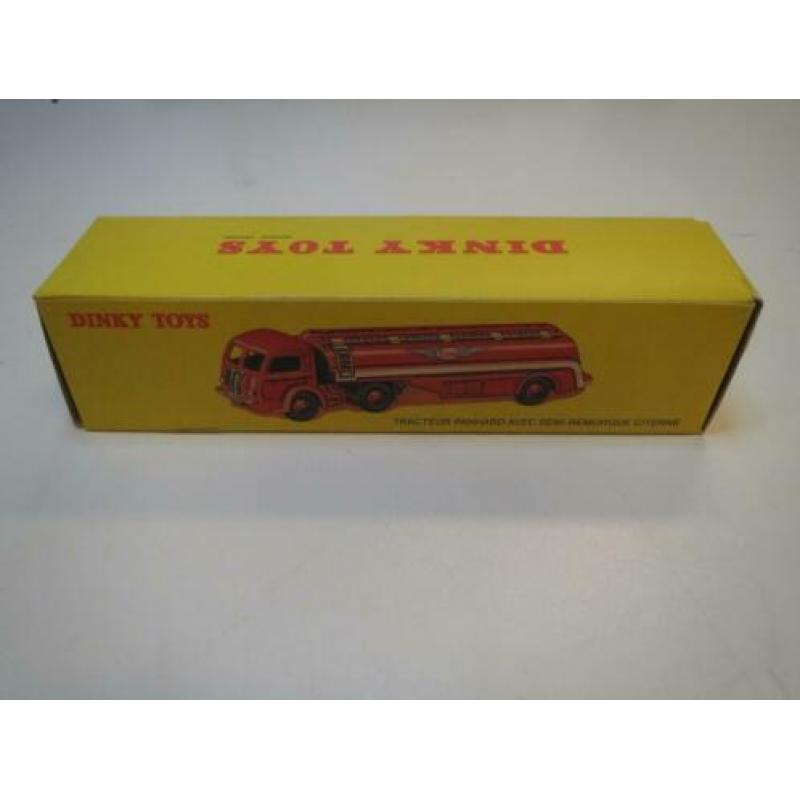 Dinky Toys atlas 32 c Nieuw in de doos