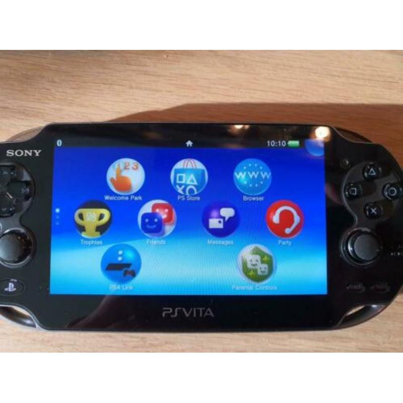 PlayStation PS Vita met Fifa 14 en 16Gb geheugenkaart