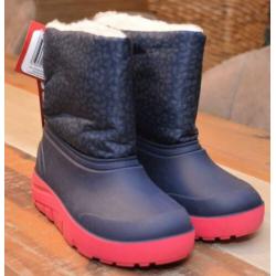 Nieuwe kinder snowboots te koop.