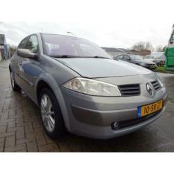 Renault Megane Mégane 2.0-16V Dynamique Comfort NAP,APK,NWE