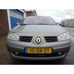 Renault Megane Mégane 2.0-16V Dynamique Comfort NAP,APK,NWE