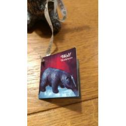 2 vintage beeldjes van WE, A Wolf Original Canada Craft