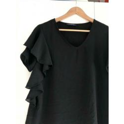 Nieuw zwarte top met v hals maat L