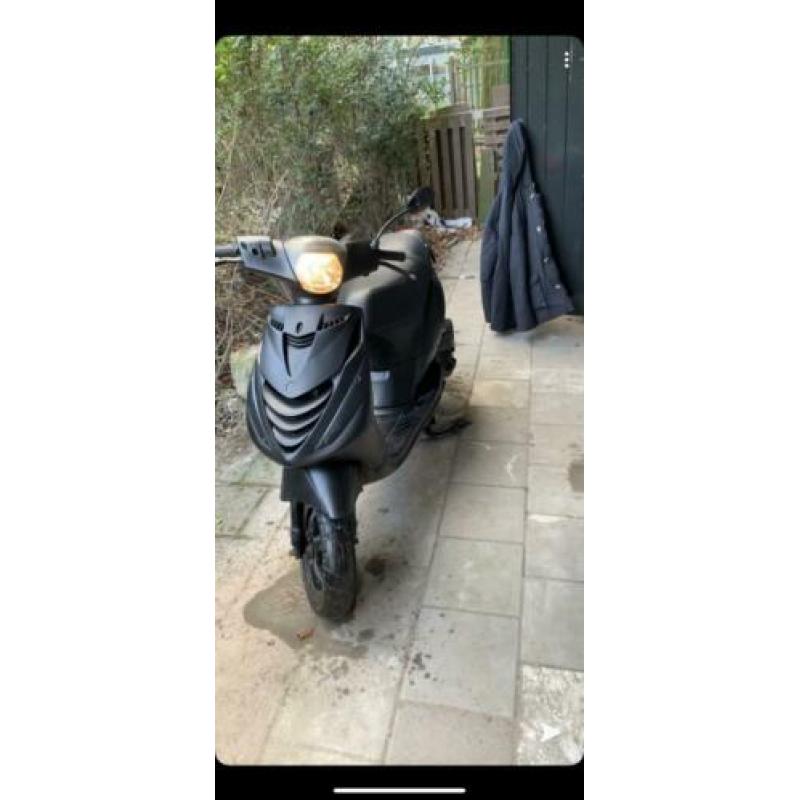 Zip 2000 4T. 2014