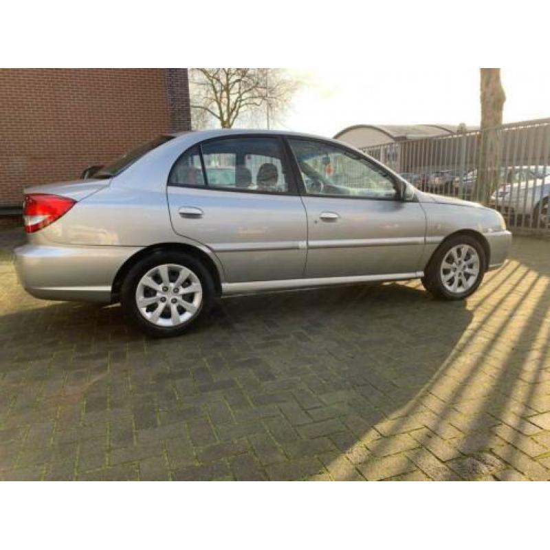 Kia Rio 1.3 RS Visto Airco
