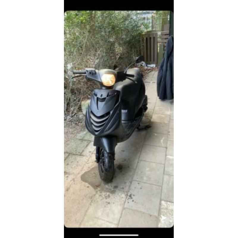 Zip 2000 4T. 2014