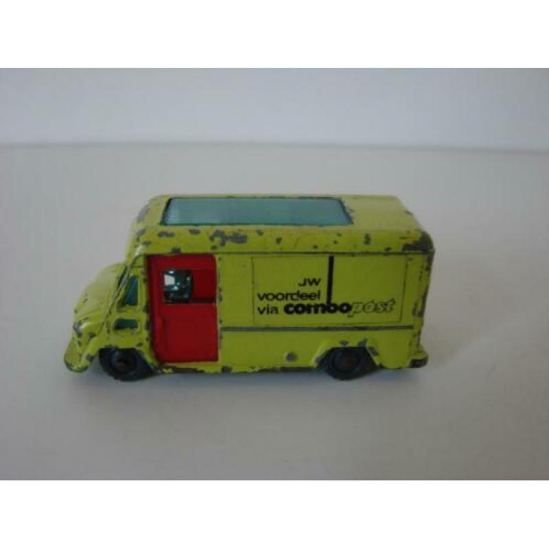 Husky Commer Walk-Thru Van, promo model van Combo Post