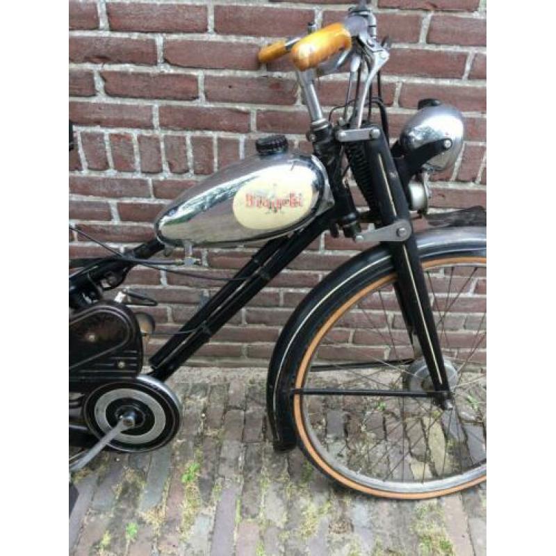 Oldtimer bromfiets Bianchi Aquilotto jaren 50