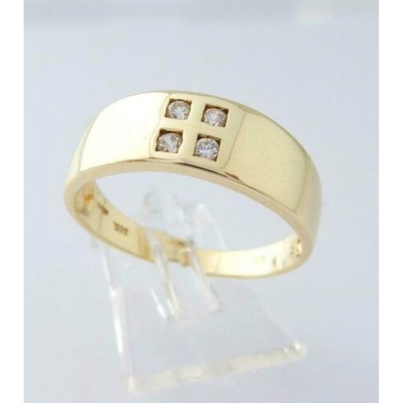 Grote 14 karaat Gouden Ring met 4 Witte Saffieren M19.75