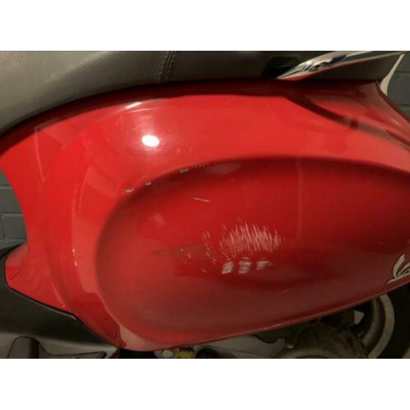 Vespa primavera 50 4T blauw kenteken