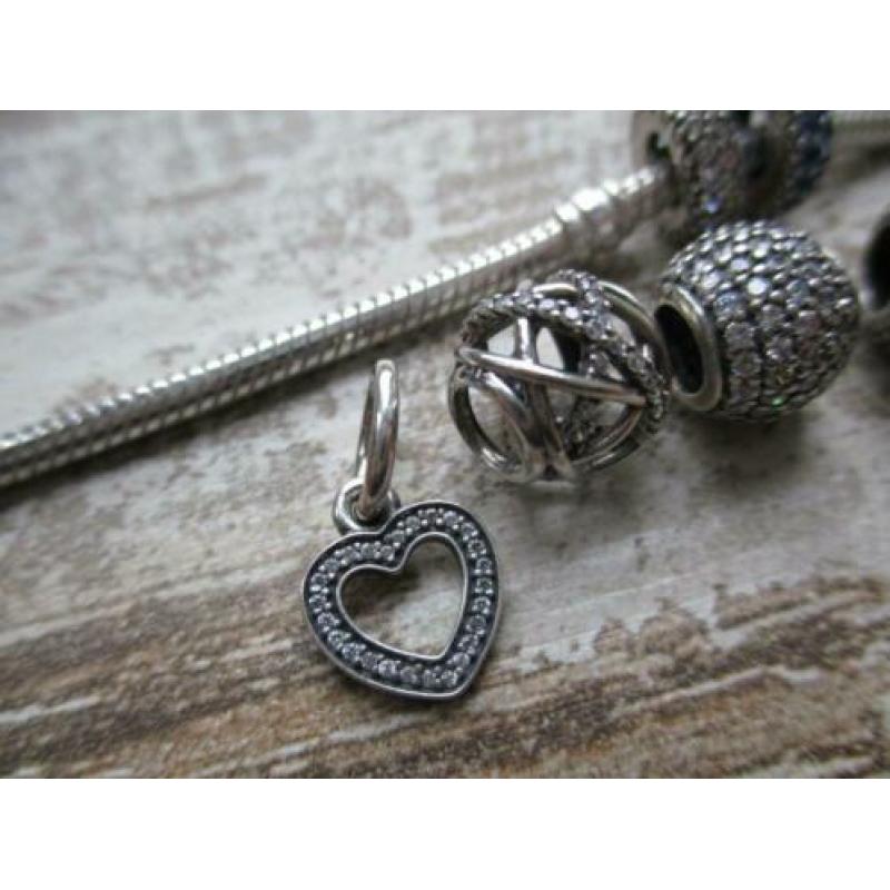 pandora shiny strass bedels NIEUW.
