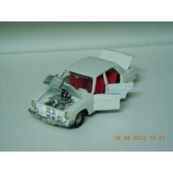 Mercedes 250 type W115/8. Model van het Marklin. Model nageg