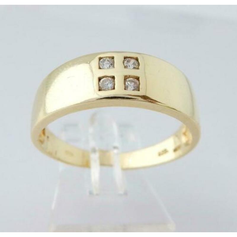 Grote 14 karaat Gouden Ring met 4 Witte Saffieren M19.75