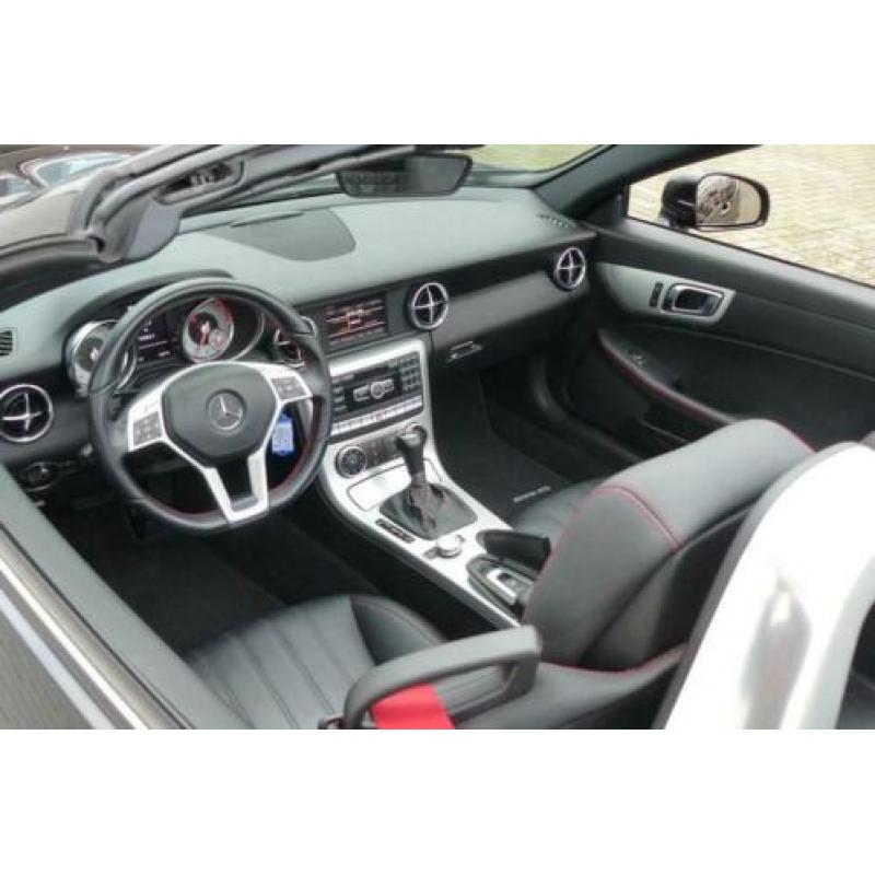 Mercedes-Benz SLK-klasse 200 Edition 1 AMG LINE ZEER NETTE S