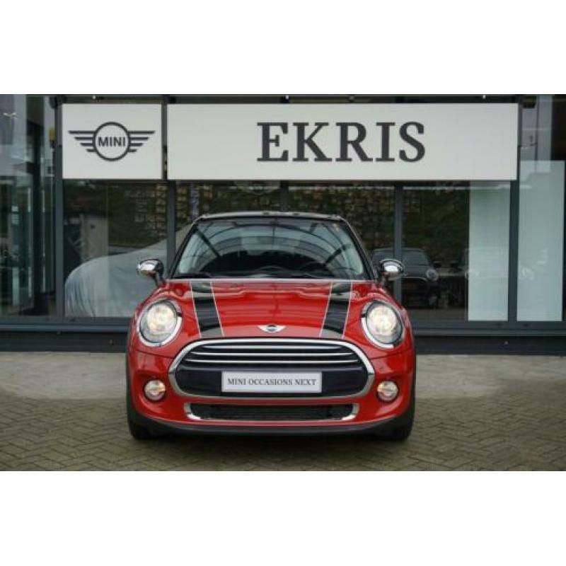 MINI 5-deurs Cooper Business (bj 2016)