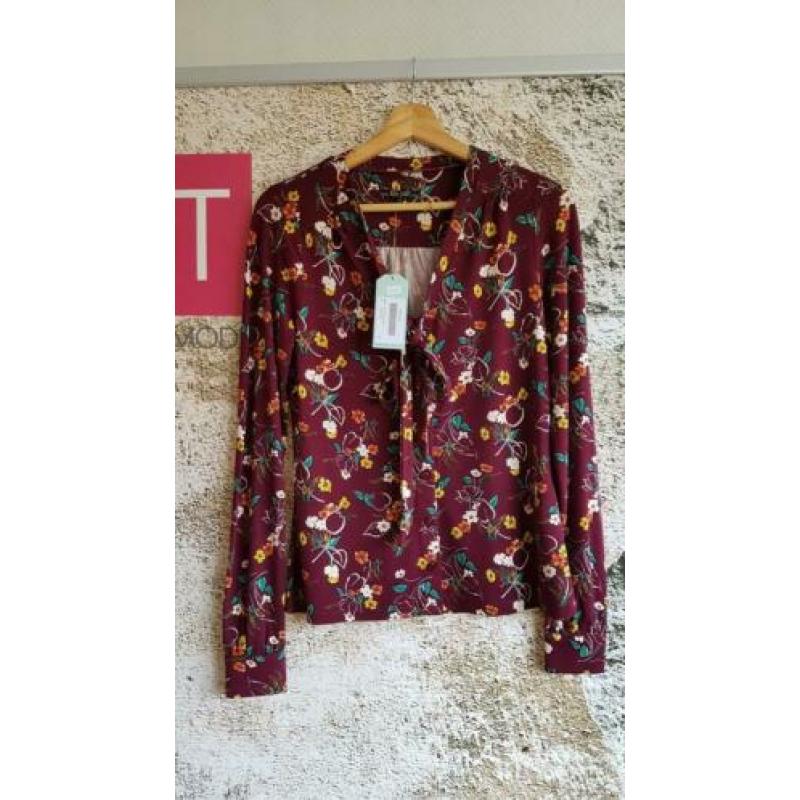 Nieuwe strik blouse van King Louie maat M = 36/38