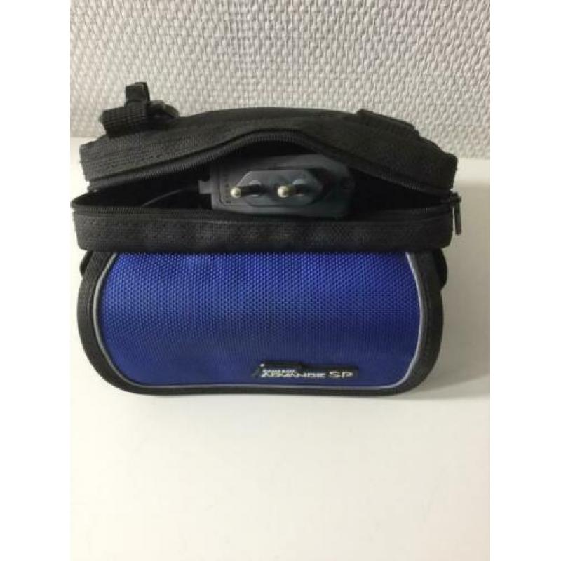 Gameboy advance sp tribal met 6 games, oplader en tas.