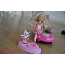 Verzameling poppen (Barbie en andere poppen)
