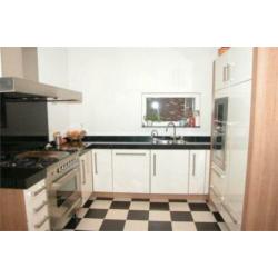 Vloertegel 30x30 antraciet en creme vorstvrij 39,95 NU 16,95