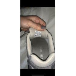 Yeezy Tephra 700 V2 39 1/3