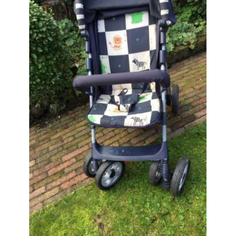 BUGGY(HAUCK) met VOETENSTEUN en ruime BOODSCHAPPENMAND