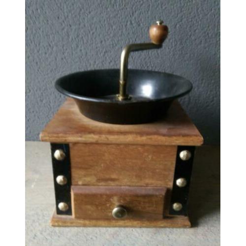 Antieke Koffiemolen Goed werkend 13x13 cm