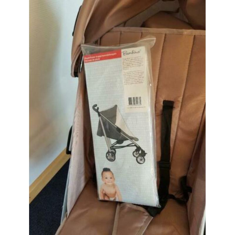 Kinder Buggy met regenhoes