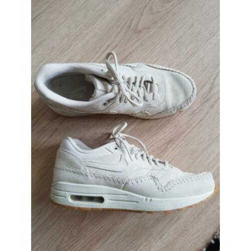 Nike Air Max 1 WMNS Premium Sherpa Pack Birch-Ivory maat 42