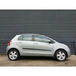 Toyota Yaris 1.3 VVTi Luna MMT | 5-deurs | Automaat