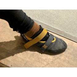Boulderschoenen, merk Five Ten. Maat 41.