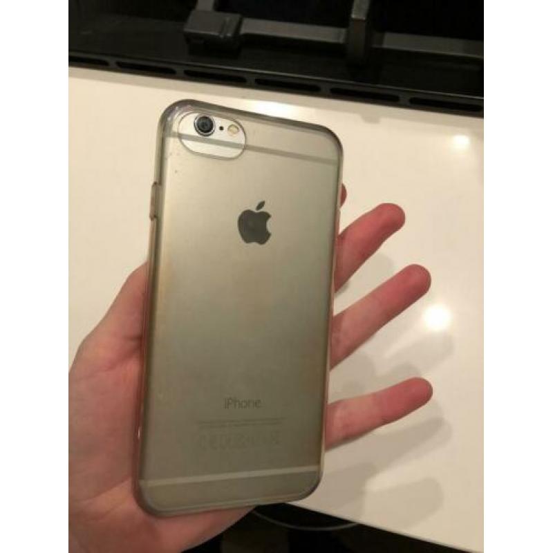 Zeer nette iPhone 6 zilver 64GB