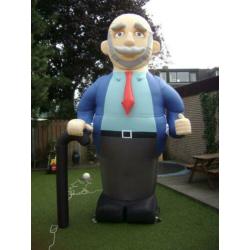 leuke Abraham opblaaspop 3,2 meter hoog met bierpul