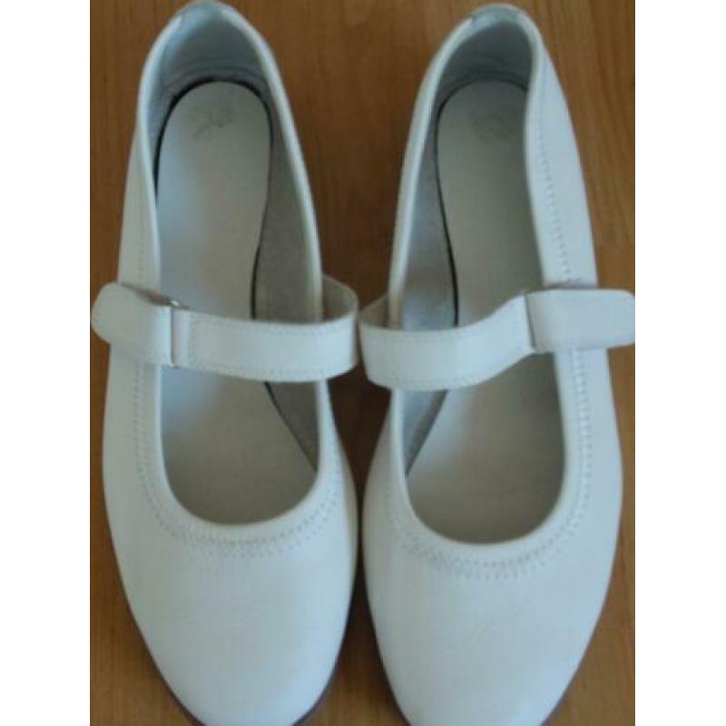 Medicus Witte Leren Schoenen met band - maat 41
