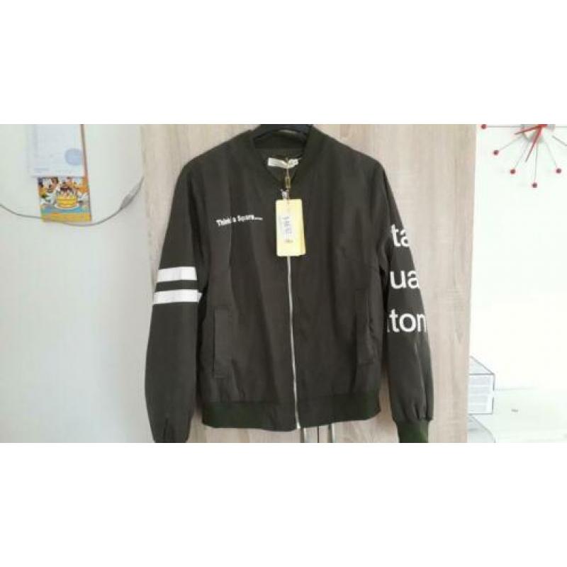 Nieuwe bomber jas en camouflage truitje mt m/s