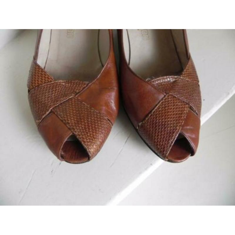 2139 VINTAGE Flip peeptoe cognac pumps 37 38