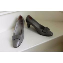 2197 VINTAGE Nooyen retro strik pumps 38 39