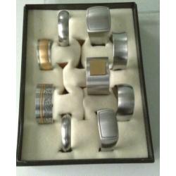 EdelStalen +titanium ringen maten 17 t/m 24. Xen en Dau