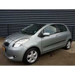Toyota Yaris 1.3 VVTi Luna MMT | 5-deurs | Automaat