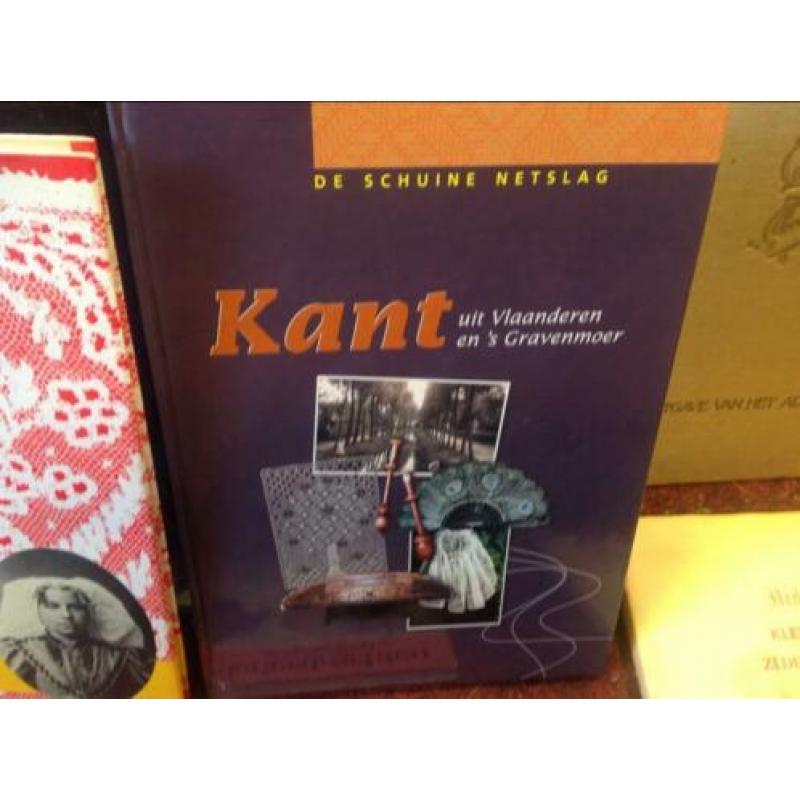 Diverse klederdracht boeken