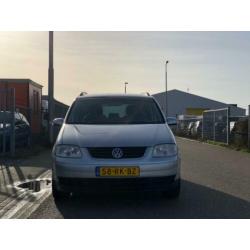 Volkswagen Touran 1.6-16V FSI Athene
