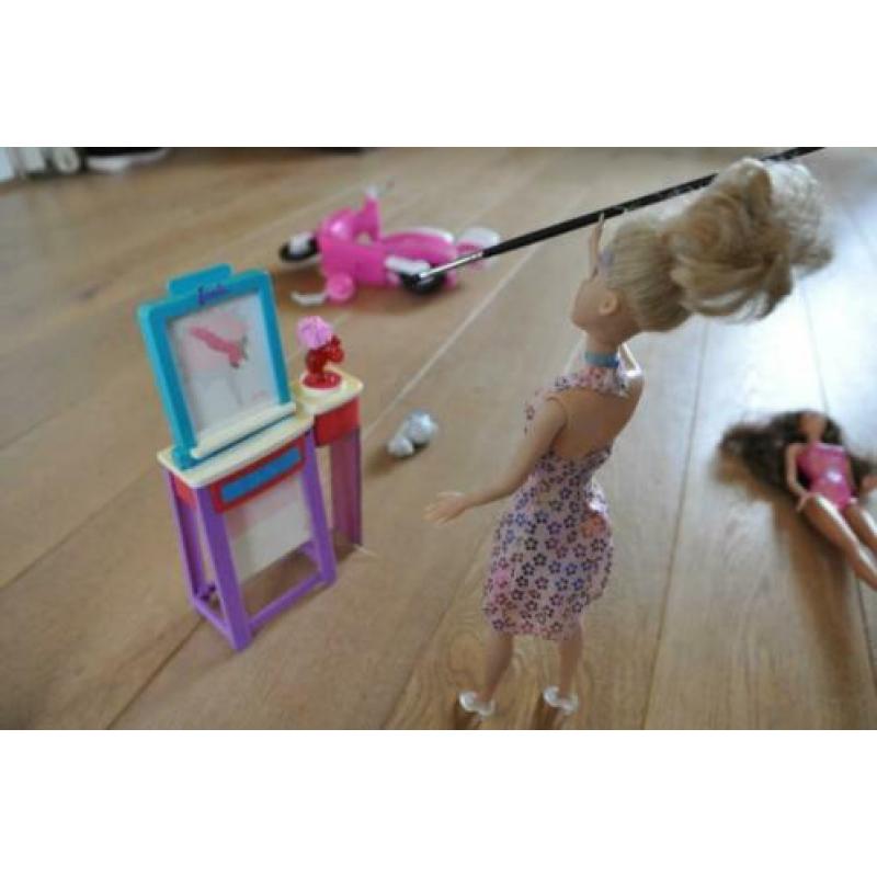 Verzameling poppen (Barbie en andere poppen)