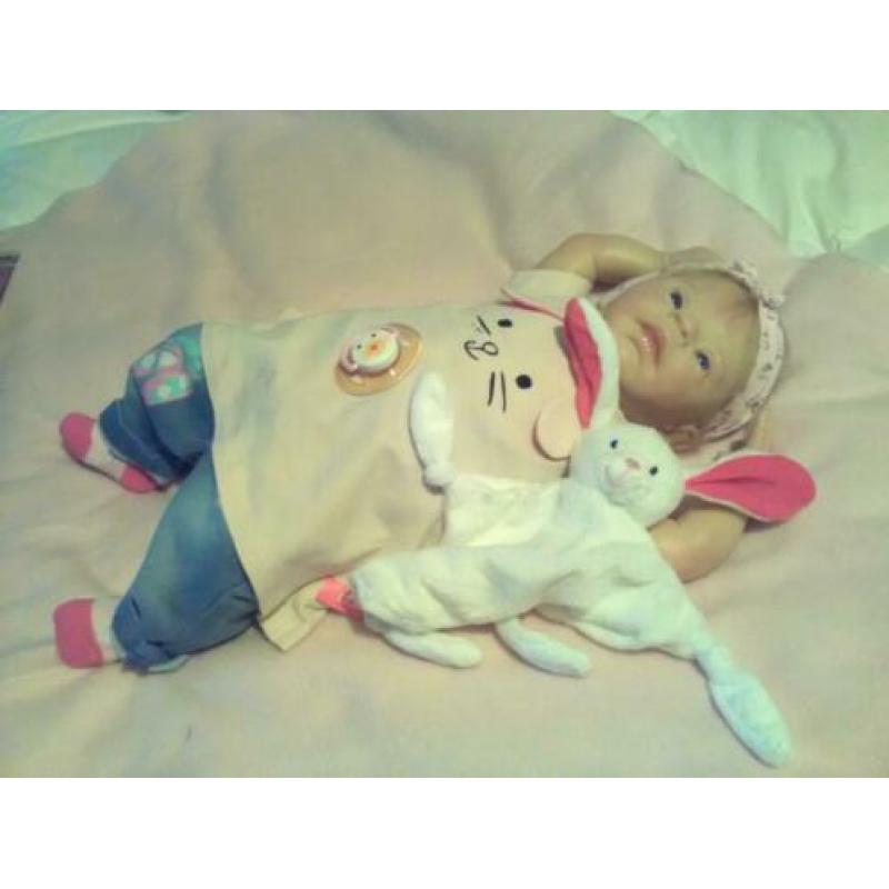 Reborn Saartje met het down syndroom